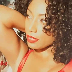 Karyn White height profile photo