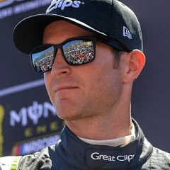 Kasey Kahne height profile photo
