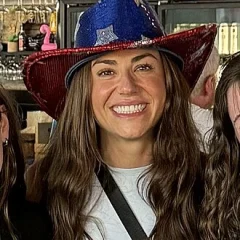 Kassidy Cook height profile photo