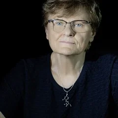 Katalin Karikó height profile photo