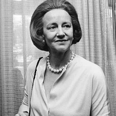 Katharine Graham height profile photo