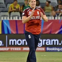Katherine Sciver-Brunt height profile photo