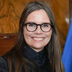Katrín Jakobsdóttir height profile photo