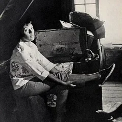 Keely Smith height profile photo