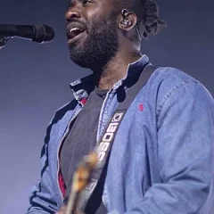 Kele Okereke height profile photo