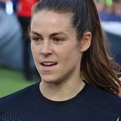 Kelley O'Hara height profile photo