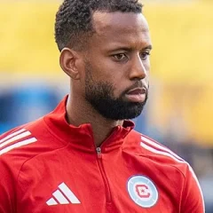 Kellyn Acosta height profile photo