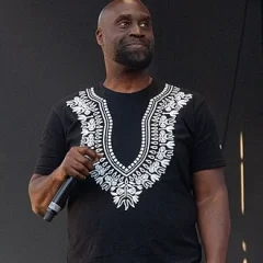 Kelvin Mercer height profile photo