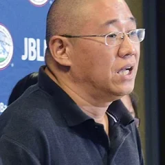 Kenneth Bae height profile photo