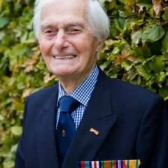 Kenneth Mayhew height profile photo