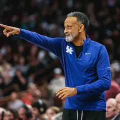 Kenny Brooks height profile photo