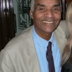 Kenny Lynch height profile photo