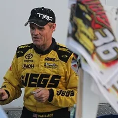 Kenny Wallace height profile photo