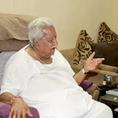 Keshubhai Patel height profile photo
