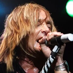 Kevin DuBrow height profile photo