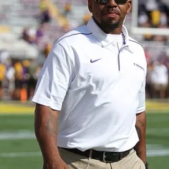 Kevin Faulk height profile photo