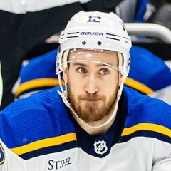 Kevin Hayes height profile photo