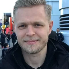 Kevin Magnussen height profile photo