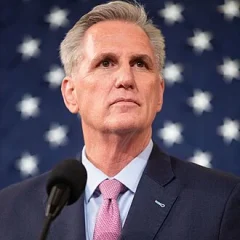 Kevin McCarthy height profile photo