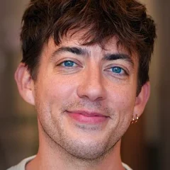 Kevin McHale (actor) height profile photo