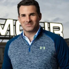Kevin Plank height profile photo