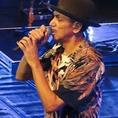 Kevin Rowland height profile photo
