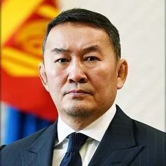 Khaltmaagiin Battulga height profile photo