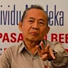 Khoo Kay Kim height profile photo