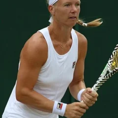 Kiki Bertens height profile photo