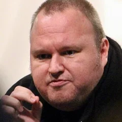 Kim Dotcom height profile photo