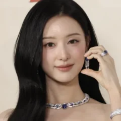 Kim Ji-won height profile photo