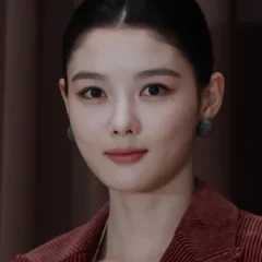 Kim You-jung height profile photo