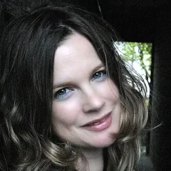 Kirsty Hawkshaw height profile photo