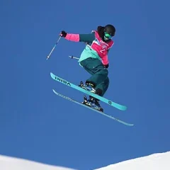 Kirsty Muir height profile photo