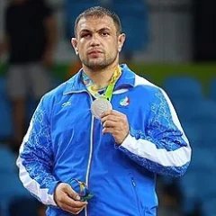 Komeil Ghasemi height profile photo