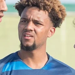 Konrad de la Fuente height profile photo