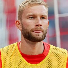 Konrad Laimer height profile photo