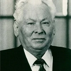 Konstantin Chernenko height profile photo