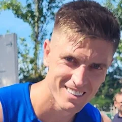 Krzysztof Piątek height profile photo