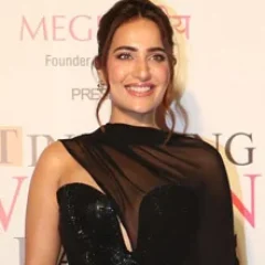 Kusha Kapila height profile photo