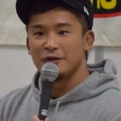 Kushida (wrestler) height profile photo