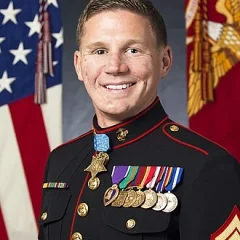 Kyle Carpenter height profile photo