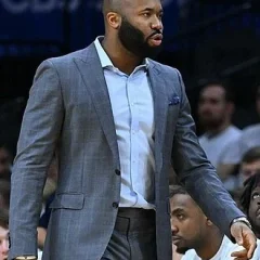 Kyle Neptune height profile photo
