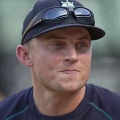 Kyle Seager height profile photo