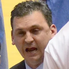 Kyle Smith (basketball) height profile photo