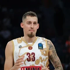 Kyle Wiltjer height profile photo