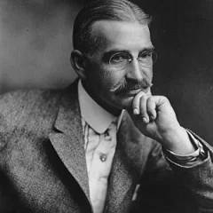 L. Frank Baum height profile photo