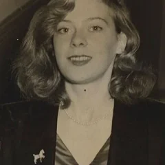 Lady Caroline Blackwood height profile photo