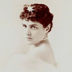Lady Randolph Churchill height profile photo