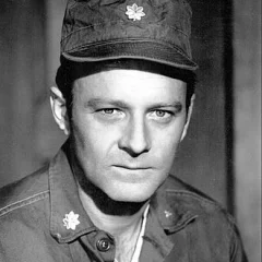 Larry Linville height profile photo